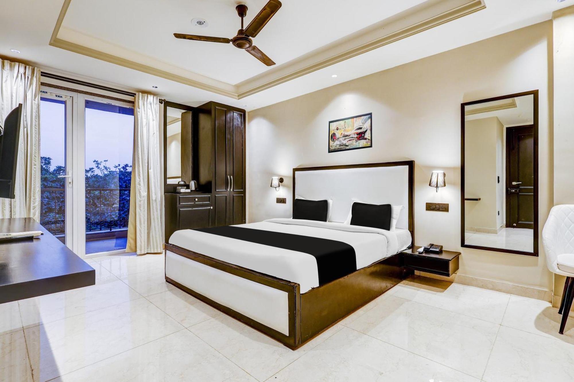 מלון גורגאון Super Townhouse Oak Udyog Vihar מראה חיצוני תמונה