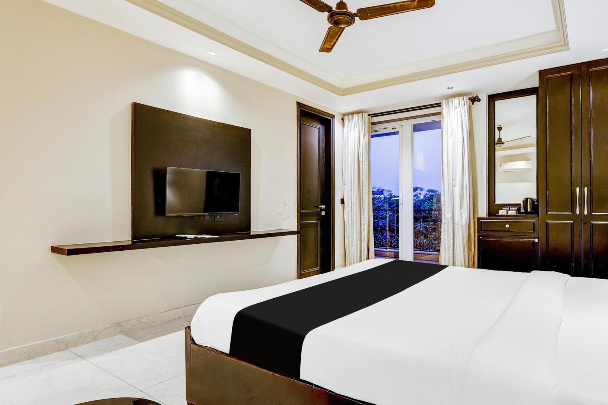 מלון גורגאון Super Townhouse Oak Udyog Vihar מראה חיצוני תמונה